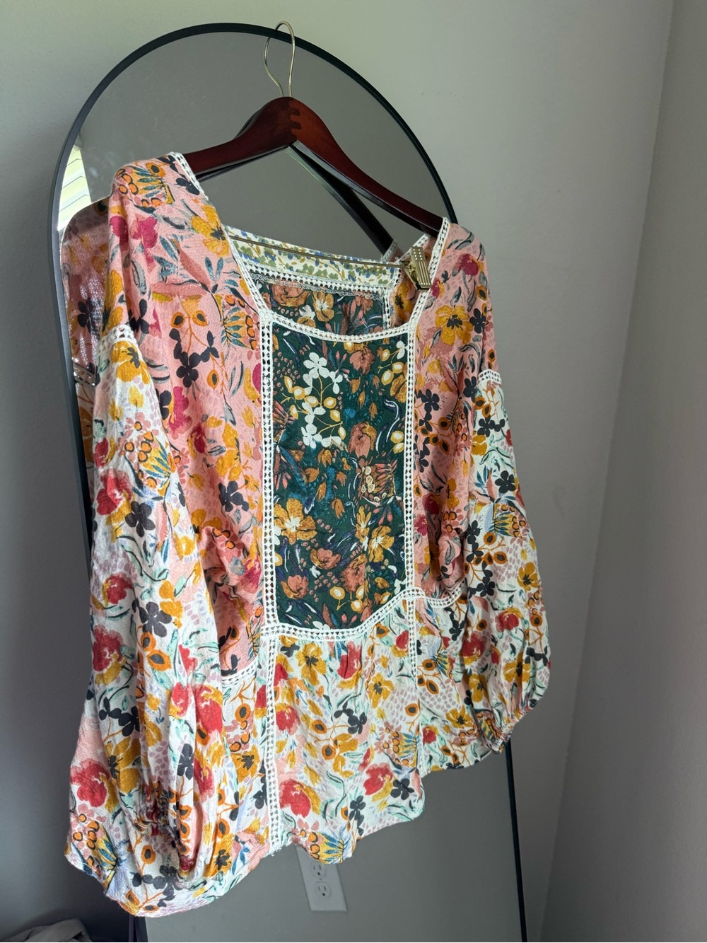Maeve Anthropologie Nikki Blouse Top Women's Patchwork Floral Boho Peasant